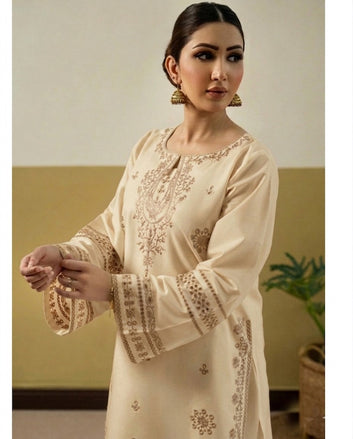 UNSTITCHED LAWN COLLECTION   (CREEM)